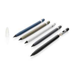 Dieser tintenlose Stift mit Radiergummi ersetzt Ihren traditionellen Holzbleistift. Er hat eine Schreiblänge von bis zu etwa 20.000 Metern mit einer Graphitspitze, um eine Graphitlinie zu erzeugen. Er hat ein sauberes und modernes Aussehen mit Aluminium und auf der Oberseite finden Sie einen Radiergummi.