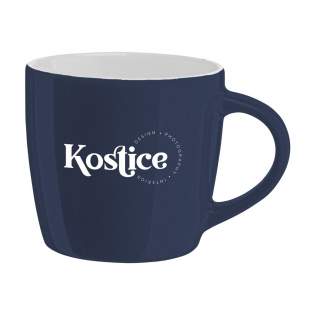 Ceramic high-quality mug with large handle. In all white or with a coloured exterior. Capacity 340 ml. Dishwasher safe. The imprint is dishwasher tested and certified: EN 12875-2.