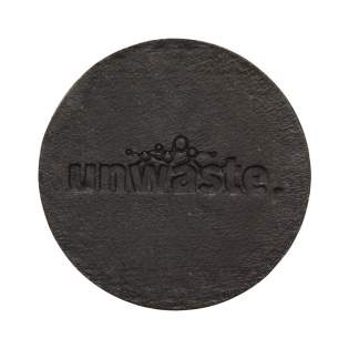 Natural soap from Unwaste. With recycled coffee grounds or orange peel as ingredients. Features: a pleasant natural scent, a natural scrub, the cleaning power and the colour of coffee or citrus. Vegan and free of animal testing. Made in Holland. Each item is supplied in an individual brown cardboard box.