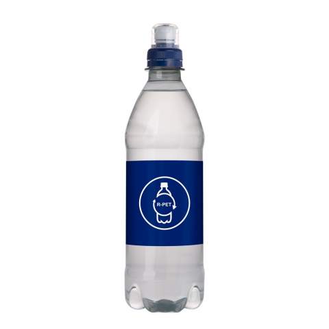 500 ml bronwater in een flesje van 100% gerecycled plastic (R-PET), met sportdop, statiegeld binnen Nederland 0,15 €