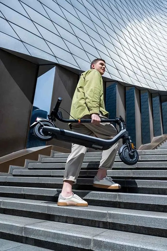 Segway Ninebot Kickscooter E2 E II- Zwart
