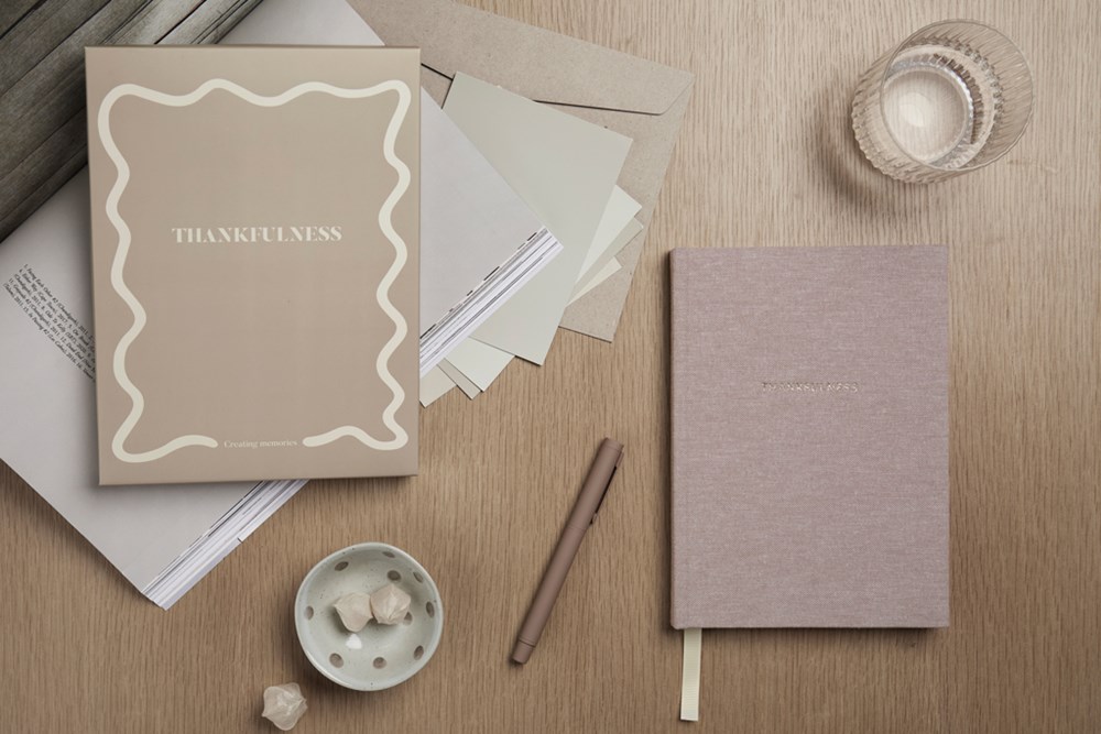 VINGA Dankbaarheid GRS gerecycled papieren dagboek